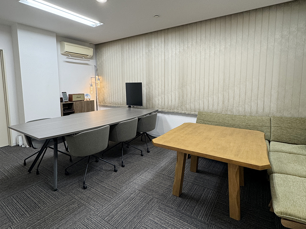 福岡市中央区桜坂の不動産売却 クラソ相続相談・査定用応接室